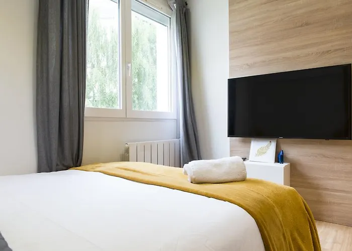 Unsejouranantes - Le Foure Lägenhet